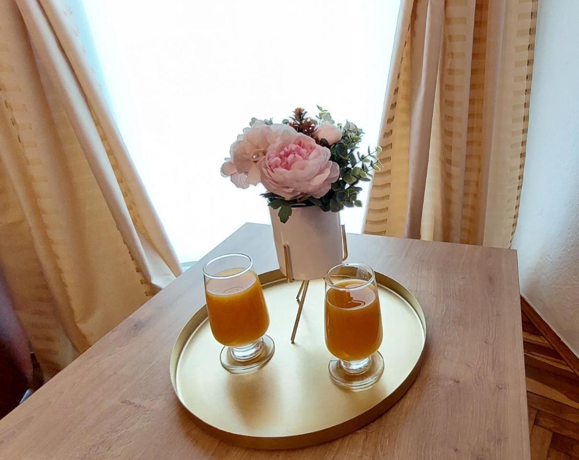 Mb Deluxe Apartment วิโซโค ภายนอก รูปภาพ