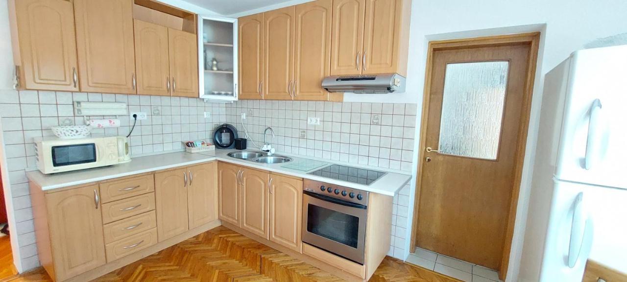 Mb Deluxe Apartment วิโซโค ภายนอก รูปภาพ