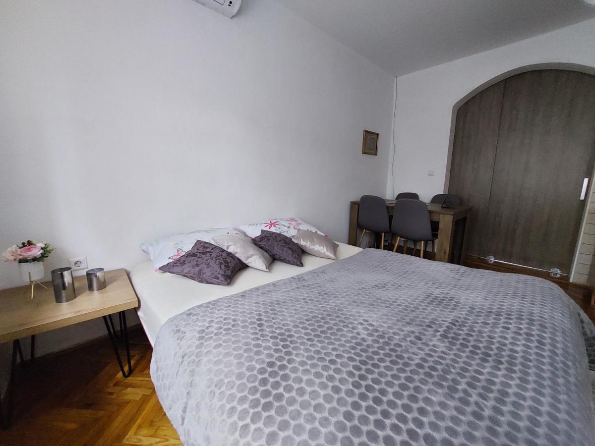 Mb Deluxe Apartment วิโซโค ภายนอก รูปภาพ