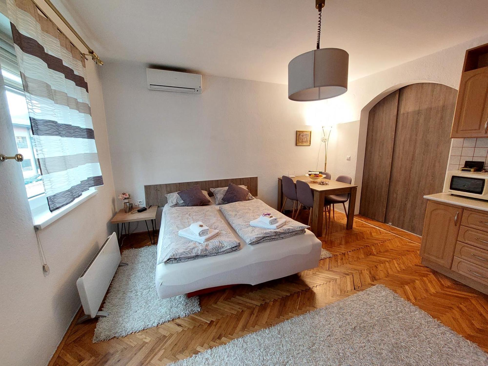 Mb Deluxe Apartment วิโซโค ภายนอก รูปภาพ